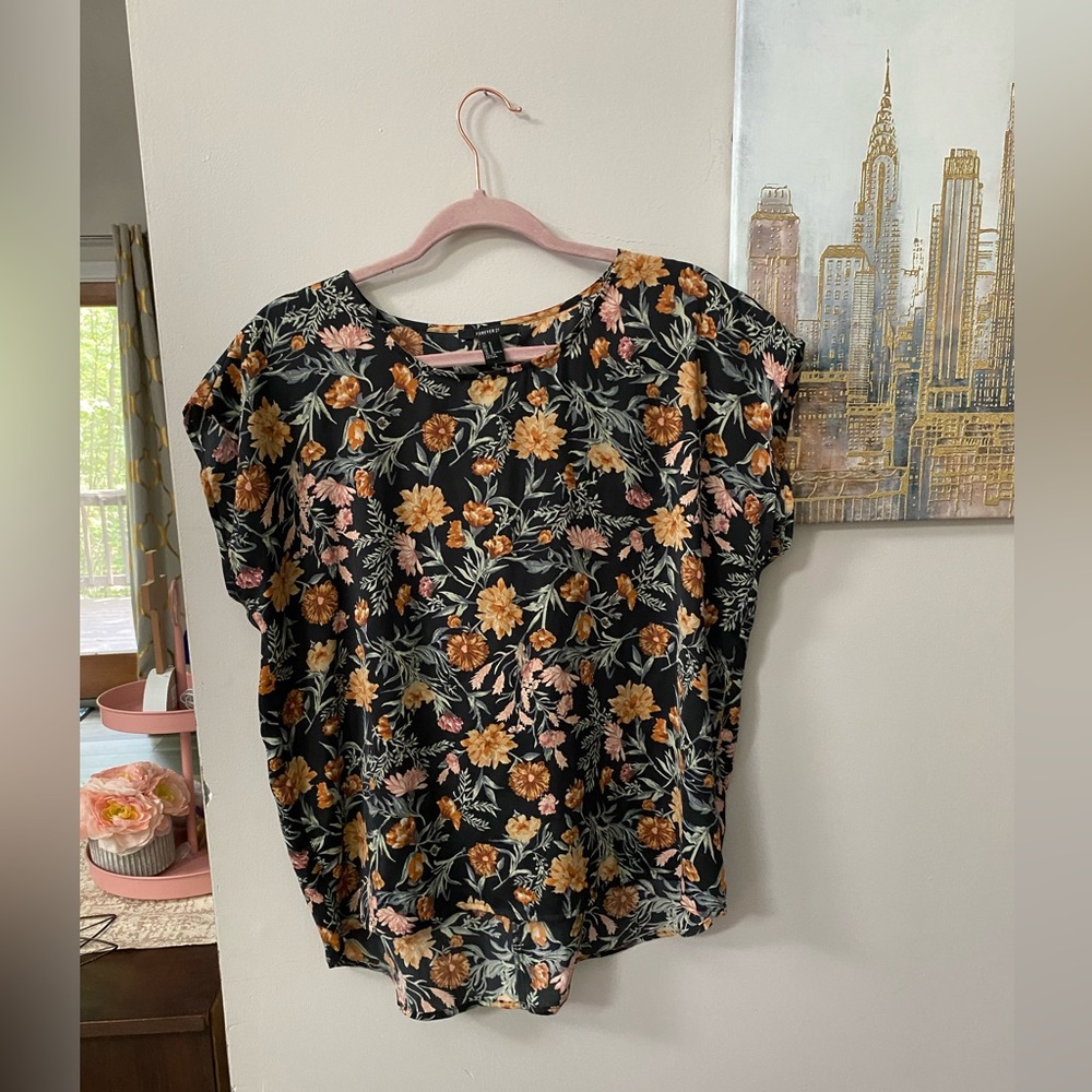 Forever 21 Floral boxy top